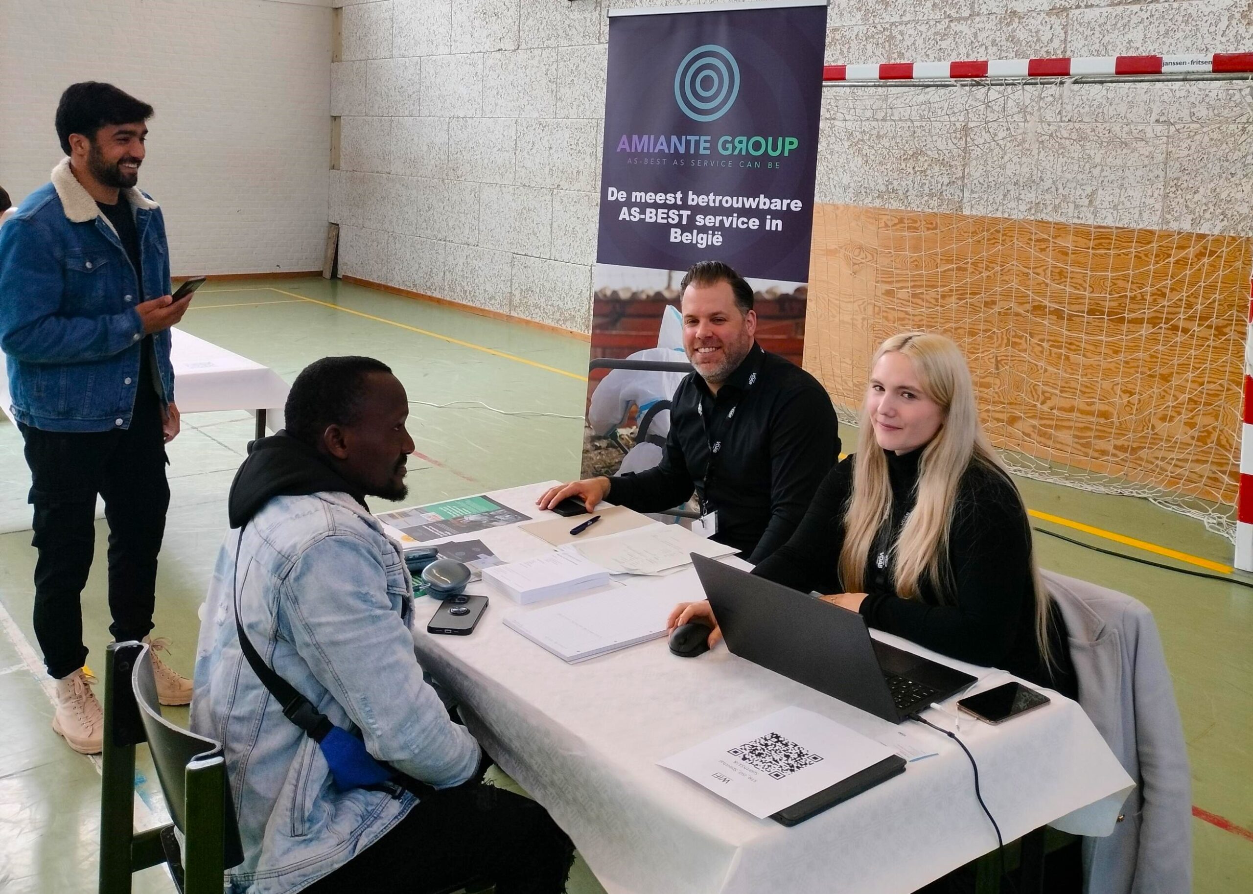De bewoners van het opvangcentrum Fedasil Sint-Truiden konden tijdens de Future2work jobdate solliciteren bij 14 werkgevers.